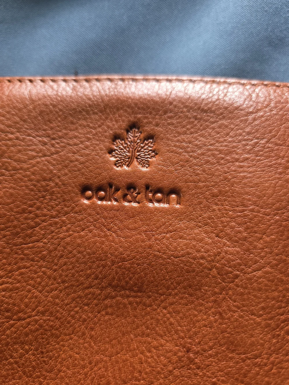 Oak & Tan Genuine Leather Crossbody Bag - Cognac Brown